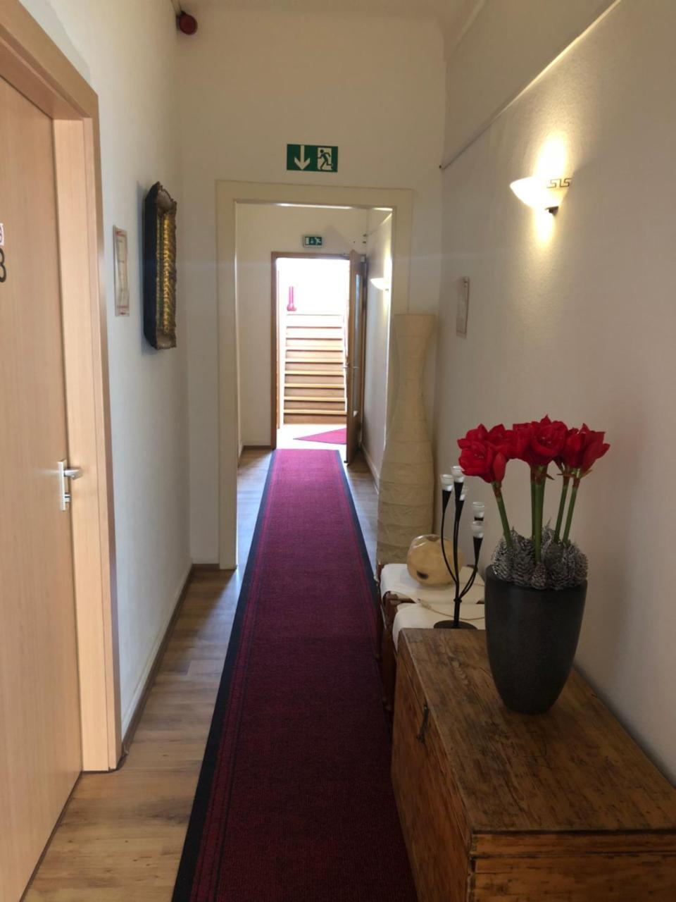 Rheinischer Hof Leverkusen Esterno foto