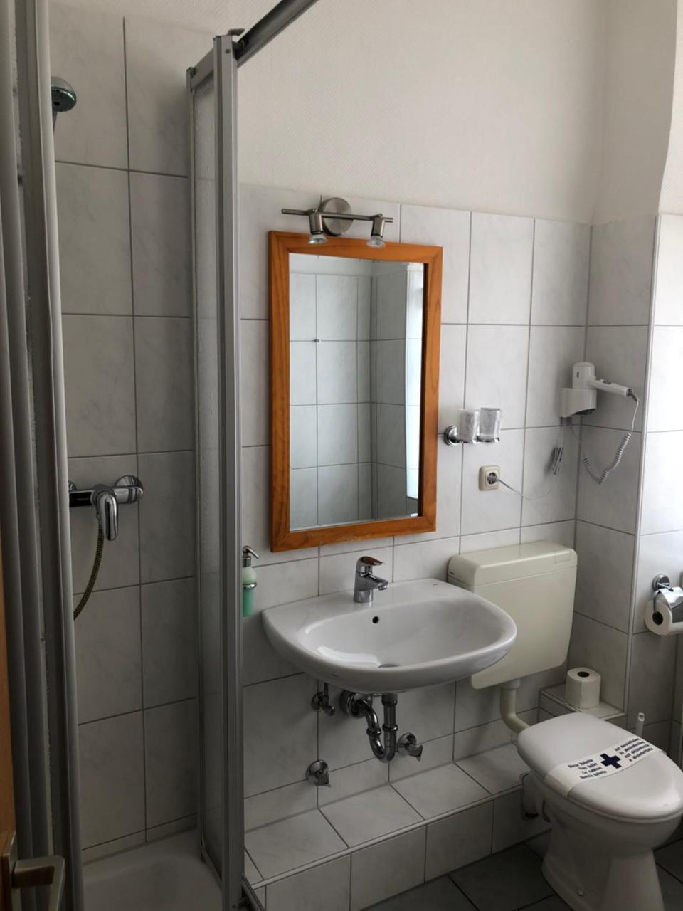 Rheinischer Hof Leverkusen Esterno foto